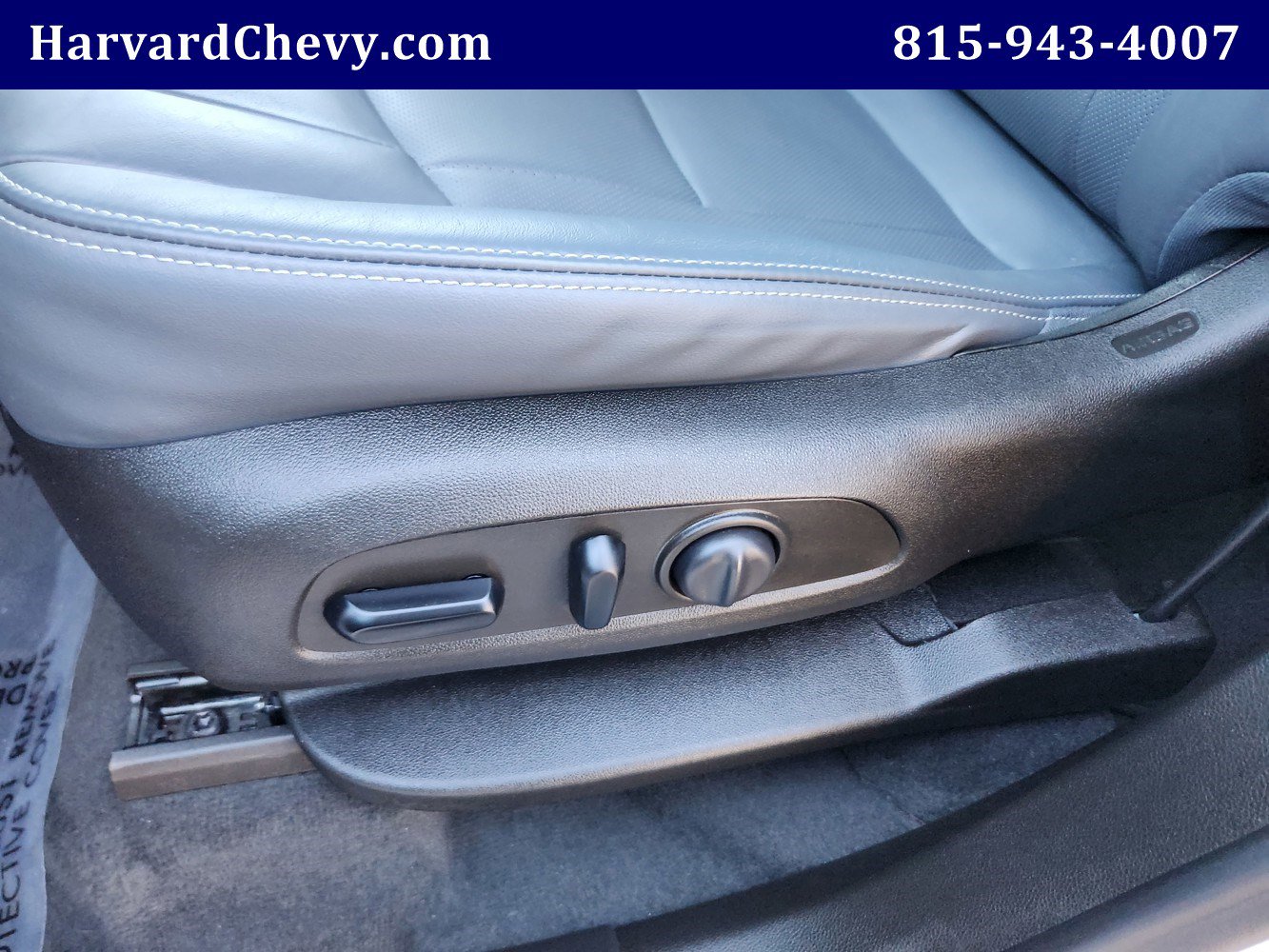 Used 2021 Buick Enclave Essence image 27