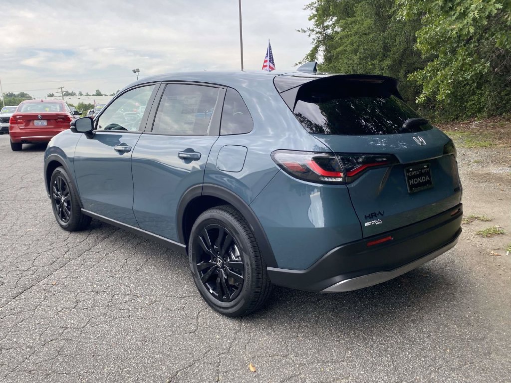 New 2027 Honda HR-V Sport image 3