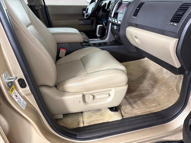 Used 2010 Toyota Sequoia Limited AWD/4WD image 15