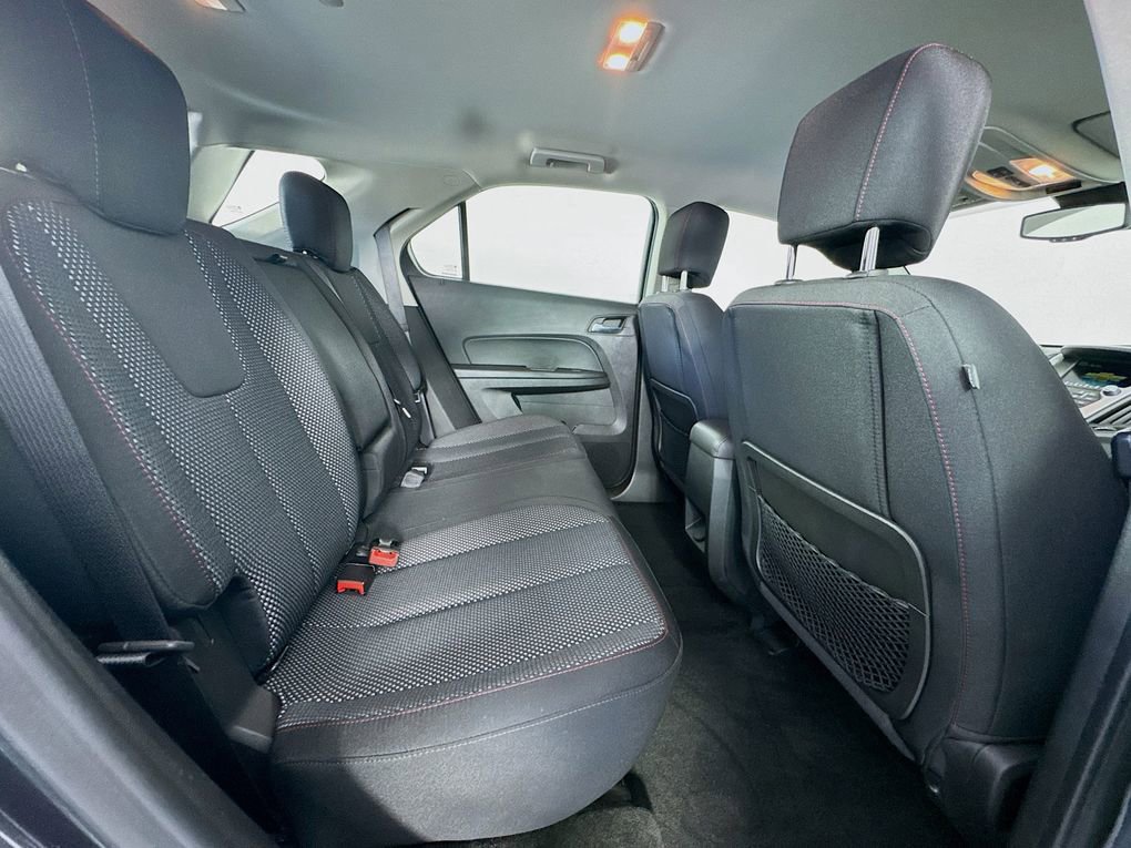 Used 2017 Chevrolet Equinox LS image 23