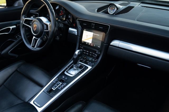 Used 2019 Porsche 911 Carrera image 38