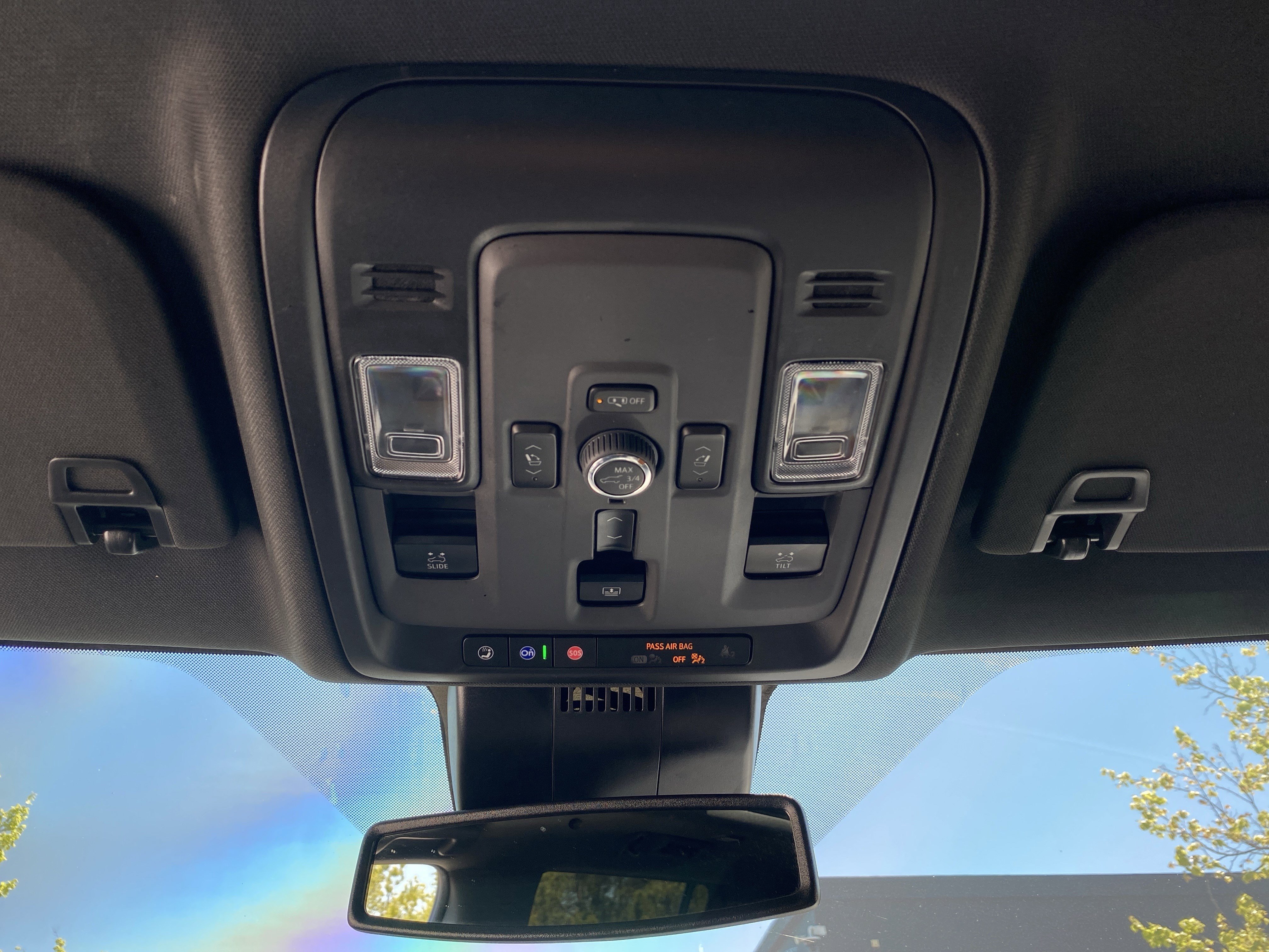 Used 2025 GMC Yukon XL Denali w/ Sun & Power Step Package image 48