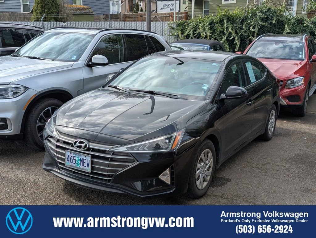 Used 2020 Hyundai Elantra SE FWD image 1