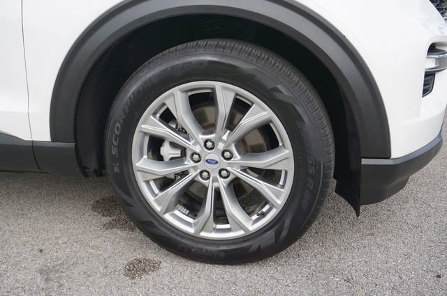 Certified 2023 Ford Explorer XLT w/ Equipment Group 202A RWD image 29