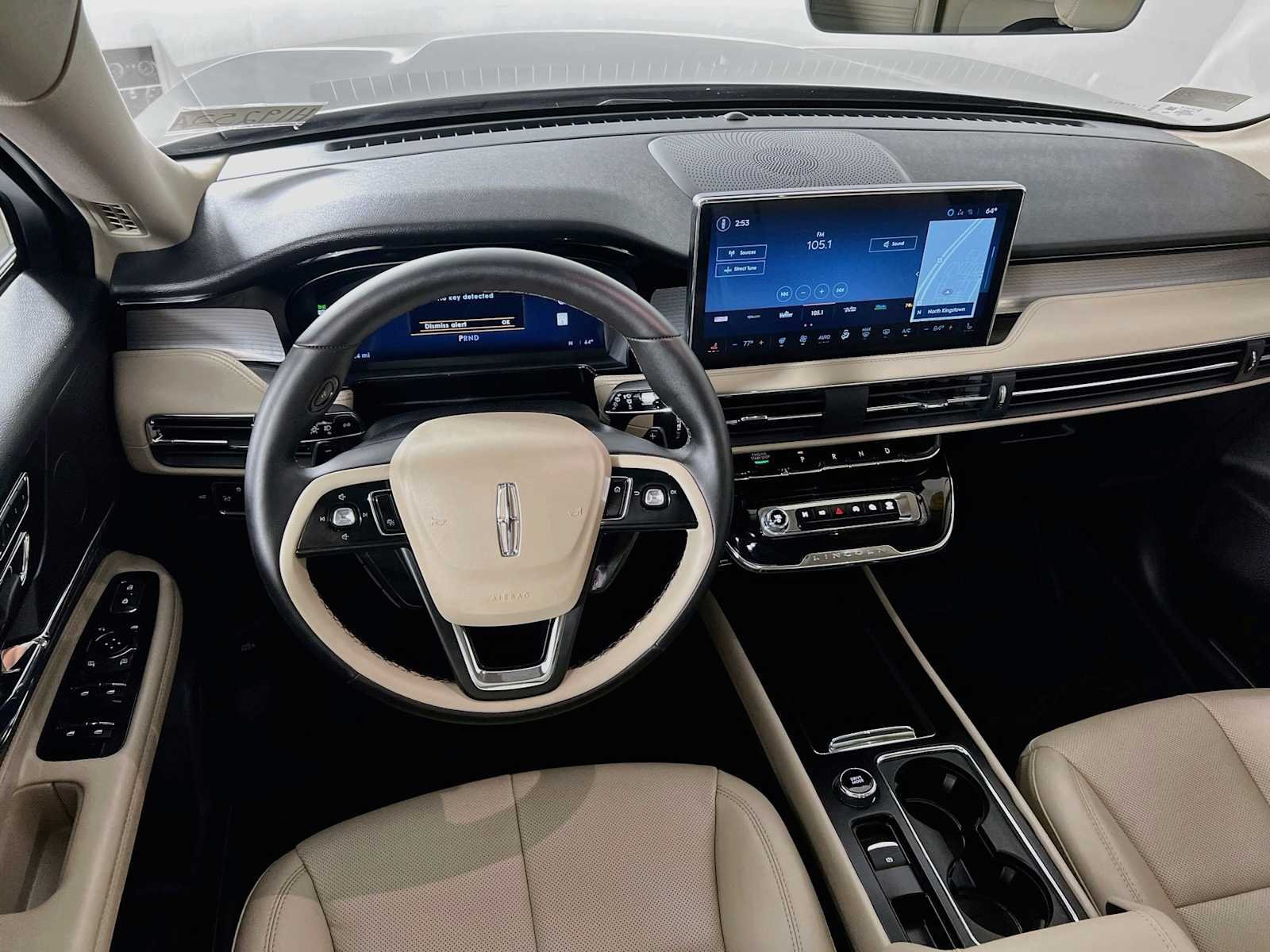 Used 2026 Lincoln Corsair Premiere AWD/4WD image 24