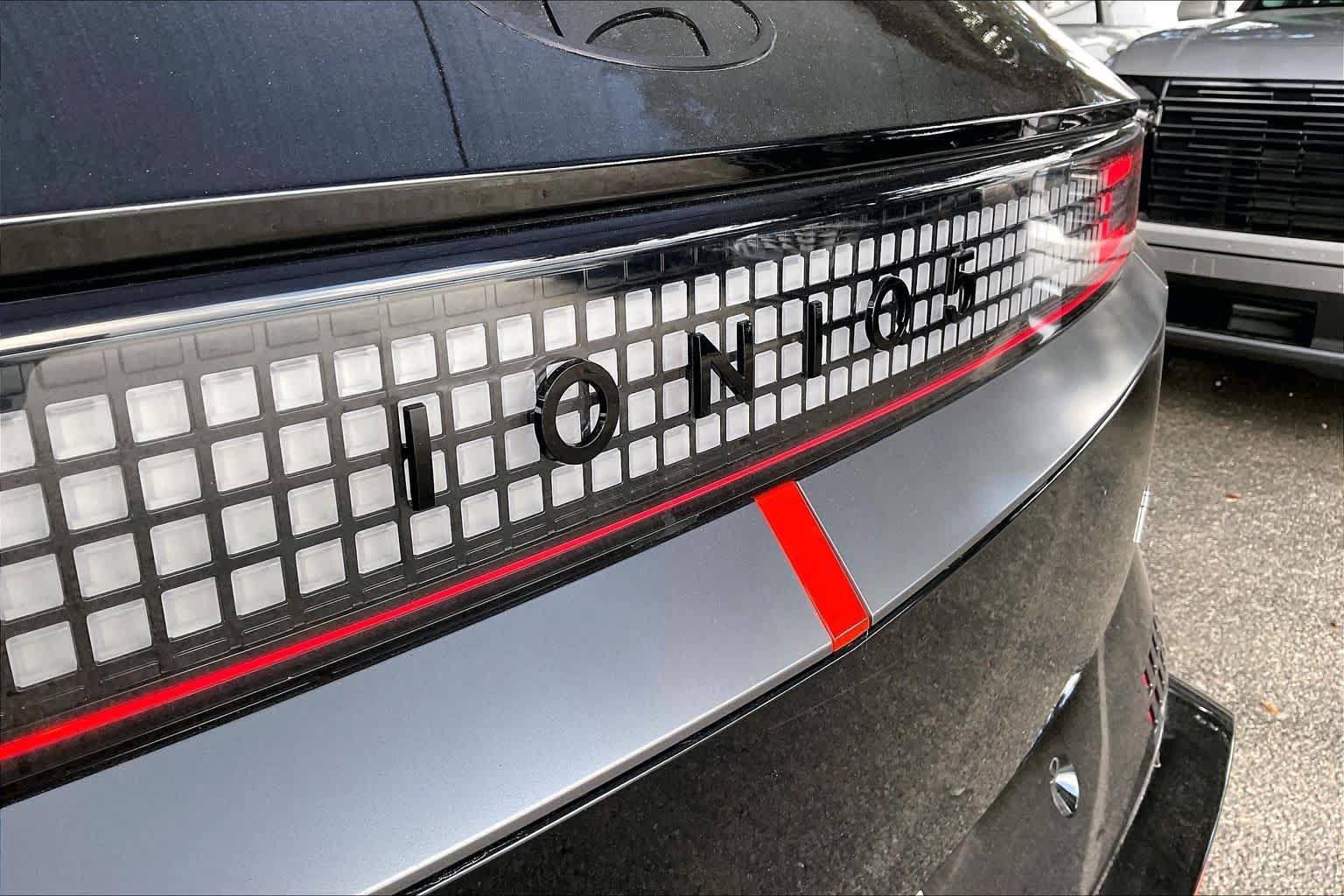Certified 2025 Hyundai Ioniq 5 N AWD/4WD image 9