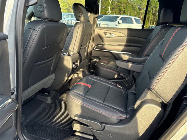 New 2026 Chevrolet Traverse RS w/ LPO, Floor Liner Package image 20