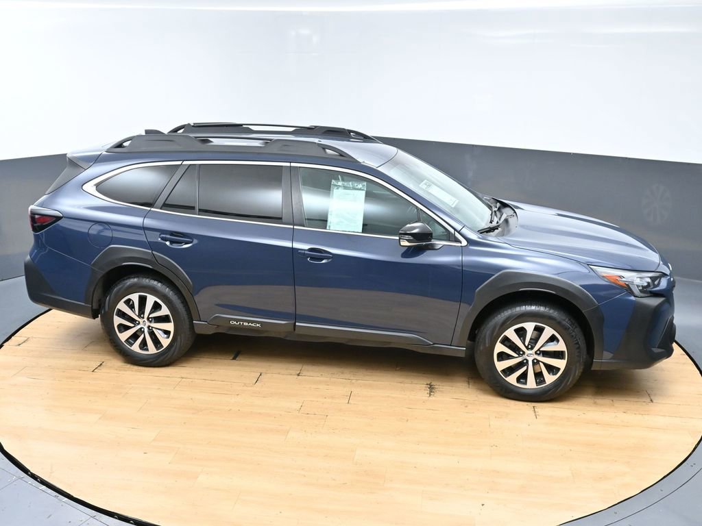 Used 2023 Subaru Outback Premium AWD/4WD image 49