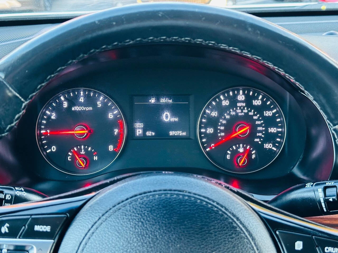 Used 2018 Kia Cadenza Premium image 35