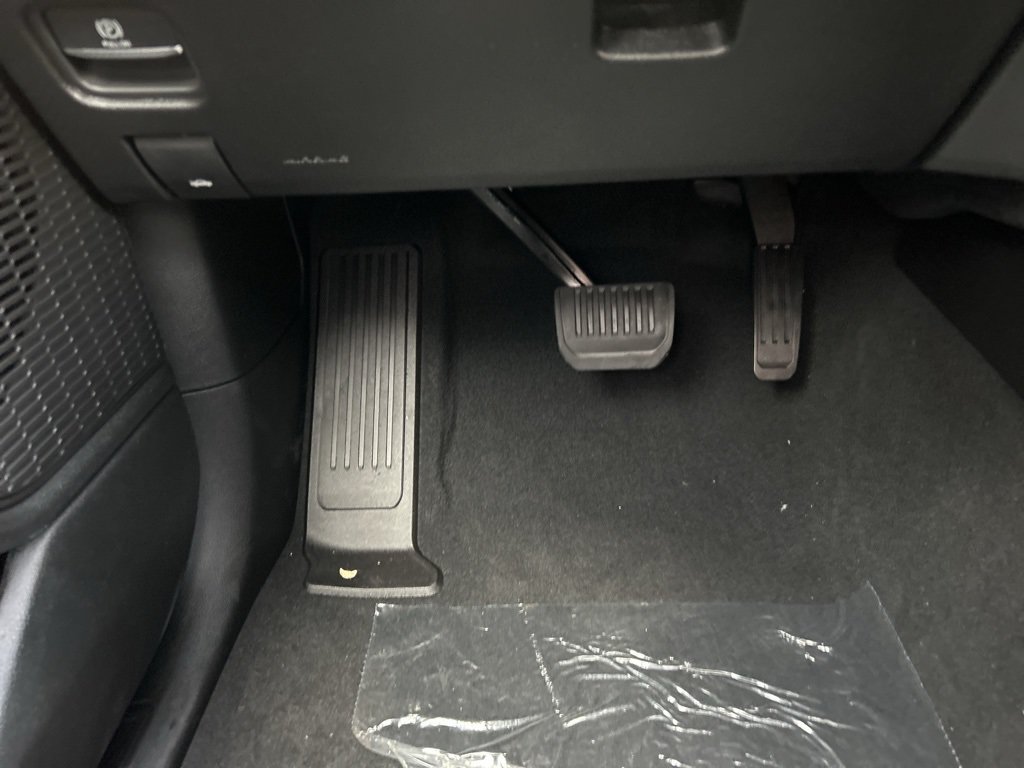 New 2025 Jeep Grand Cherokee Altitude AWD/4WD image 15
