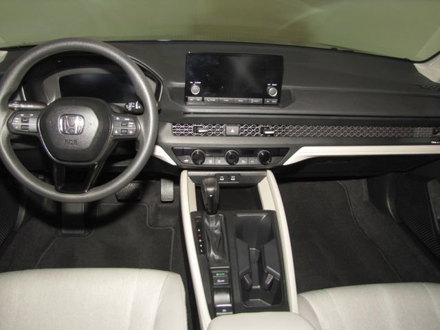 Certified 2025 Honda Accord SE image 14