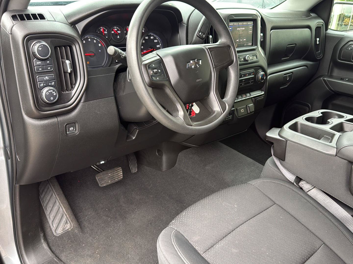 Used 2020 Chevrolet Silverado 1500 Custom Trail Boss w/ Custom Convenience Package AWD/4WD image 16
