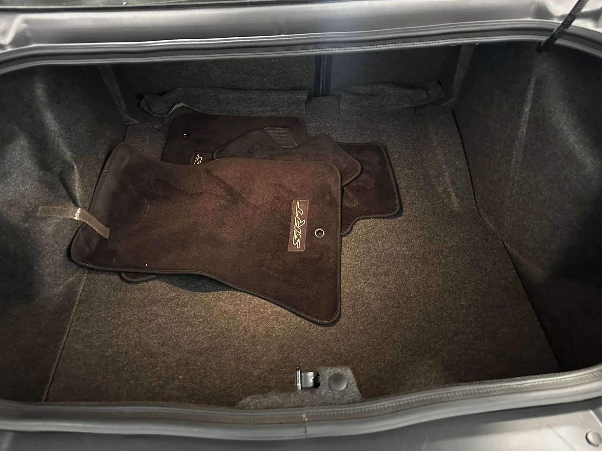 Used 2016 Dodge Challenger SRT Hellcat image 14