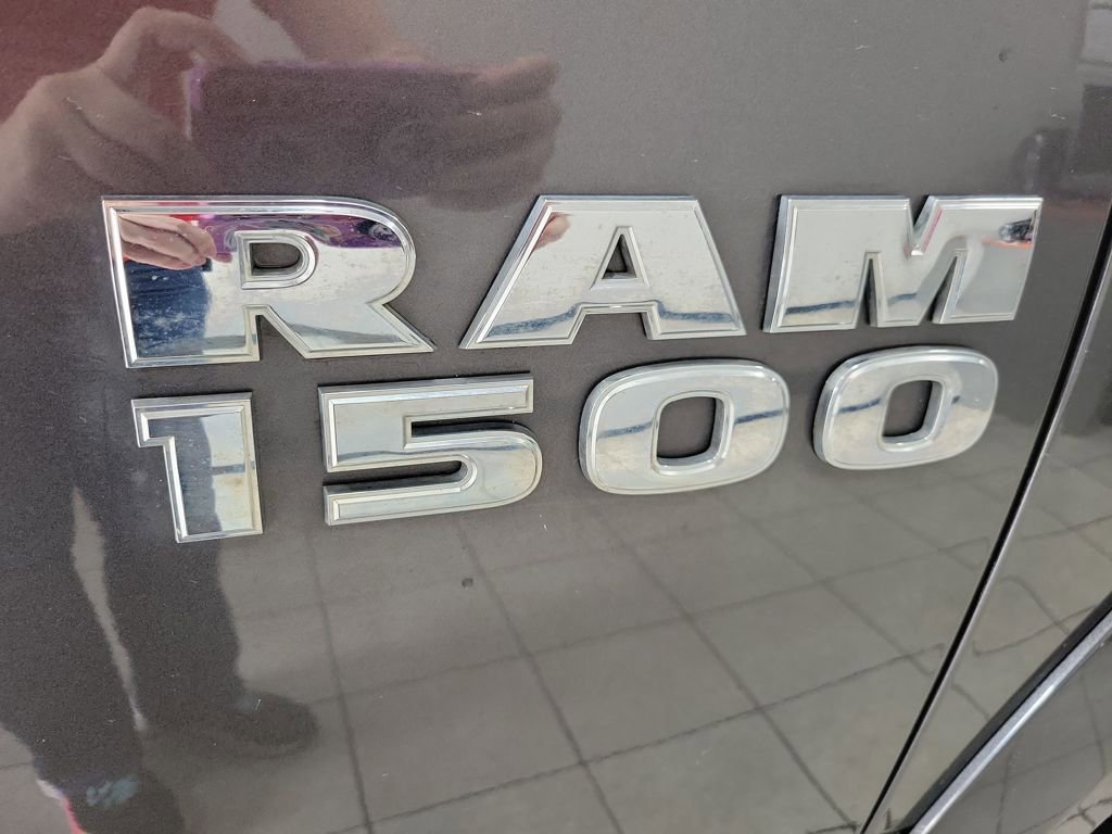 Used 2016 RAM 1500 Limited RWD image 23