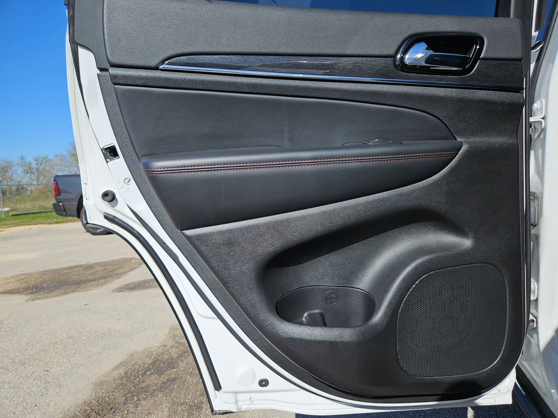 Certified 2021 Jeep Grand Cherokee Trailhawk image 15