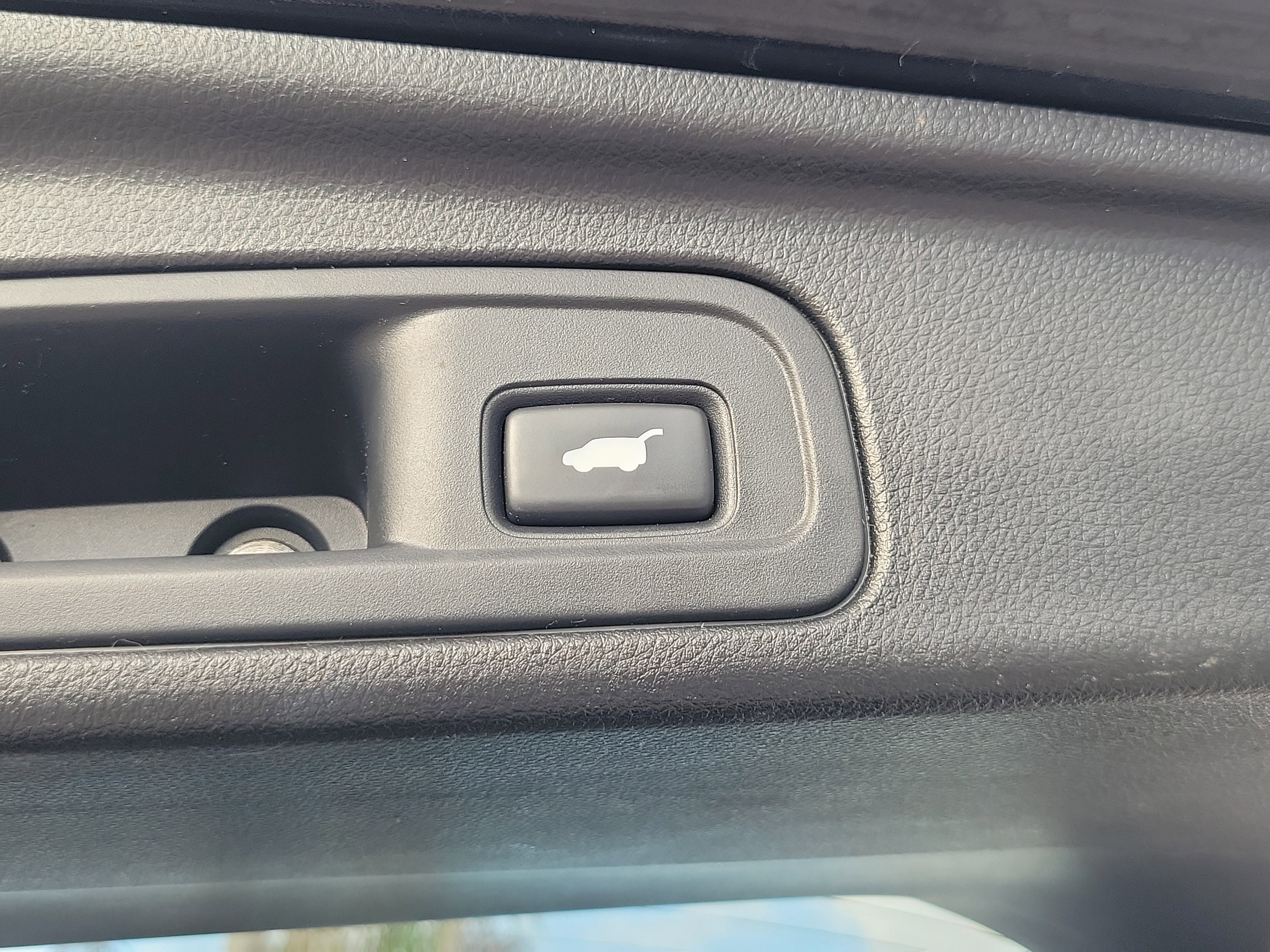 Used 2018 Honda Pilot EX-L image 18