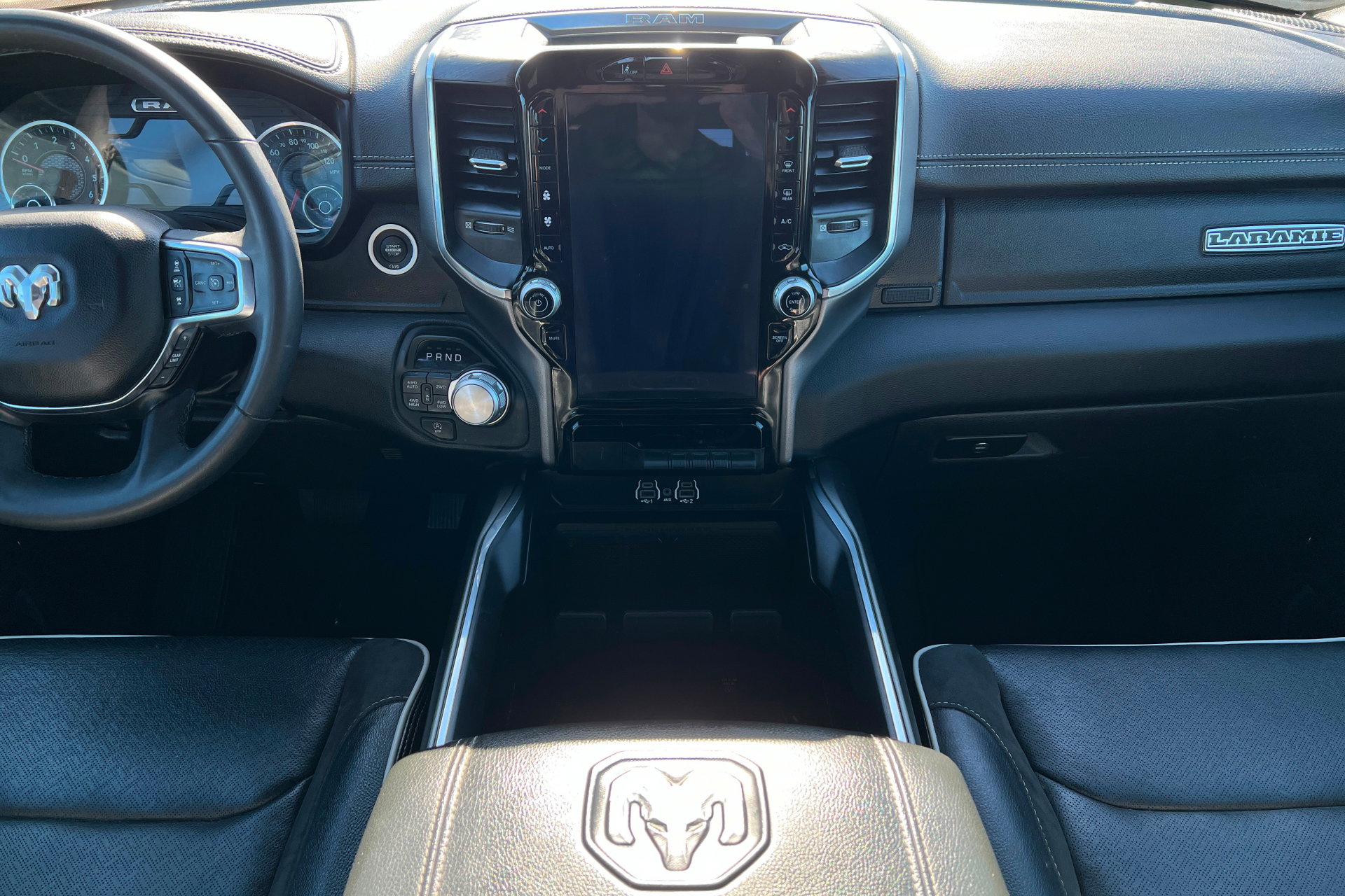 Used 2025 RAM 1500 Laramie AWD/4WD image 13