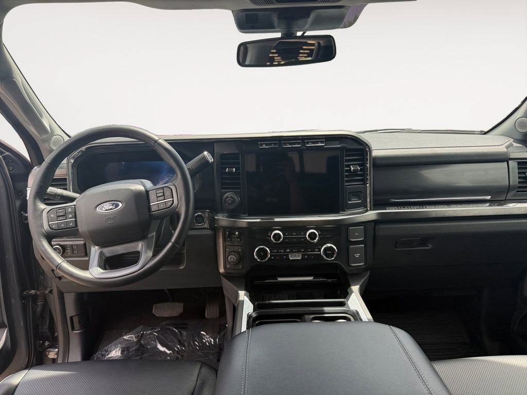 Used 2024 Ford F250 Lariat w/ Lariat Ultimate Package AWD/4WD image 10