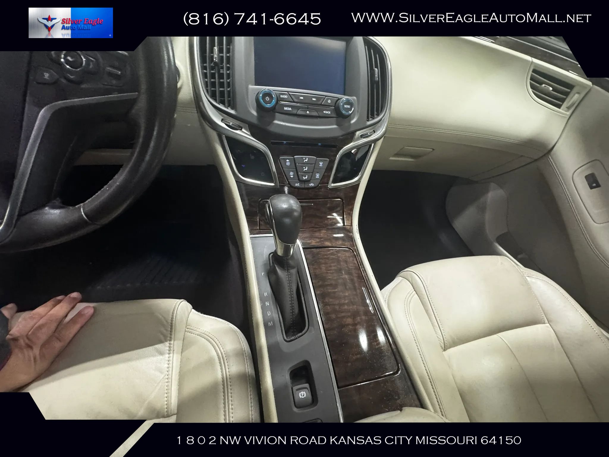 Used 2015 Buick LaCrosse Leather FWD image 11