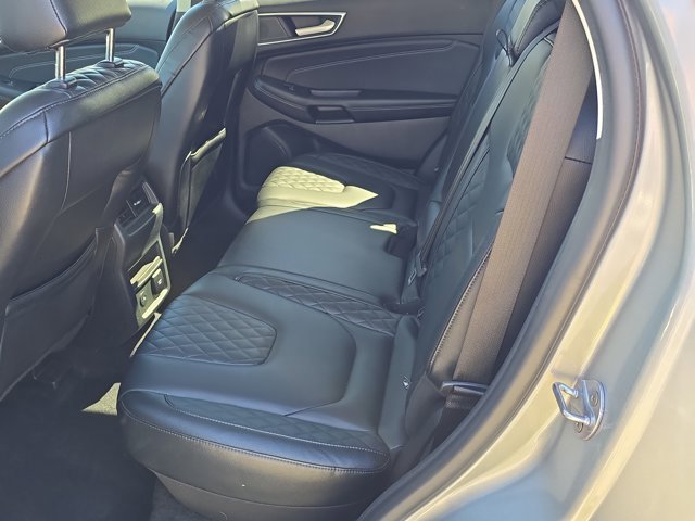 Used 2024 Ford Edge Titanium image 15