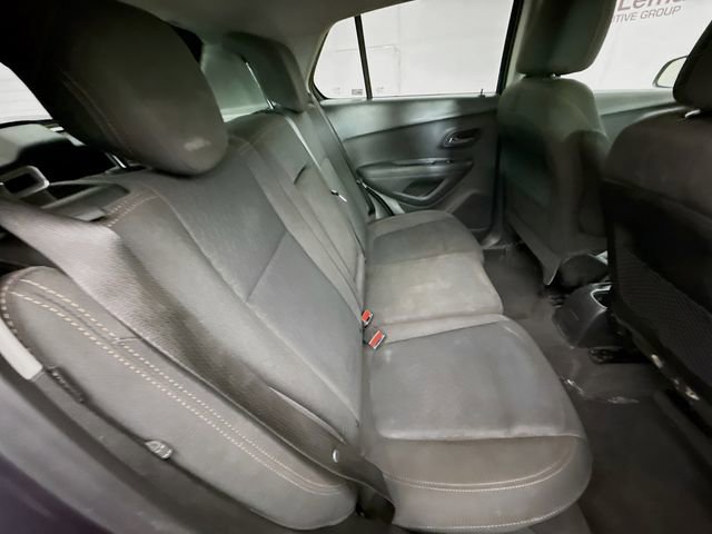 Used 2019 Chevrolet Trax LS w/ Tint and Cruise Package FWD image 26