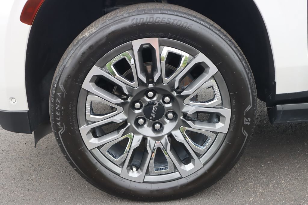 Certified 2023 GMC Yukon Denali Ultimate w/ LPO, Floor Liner Package image 38