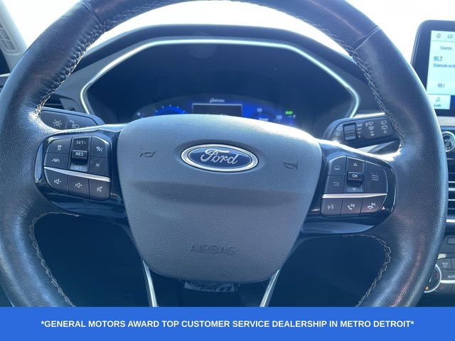 Used 2022 Ford Escape Titanium w/ Titanium Premium Package image 12