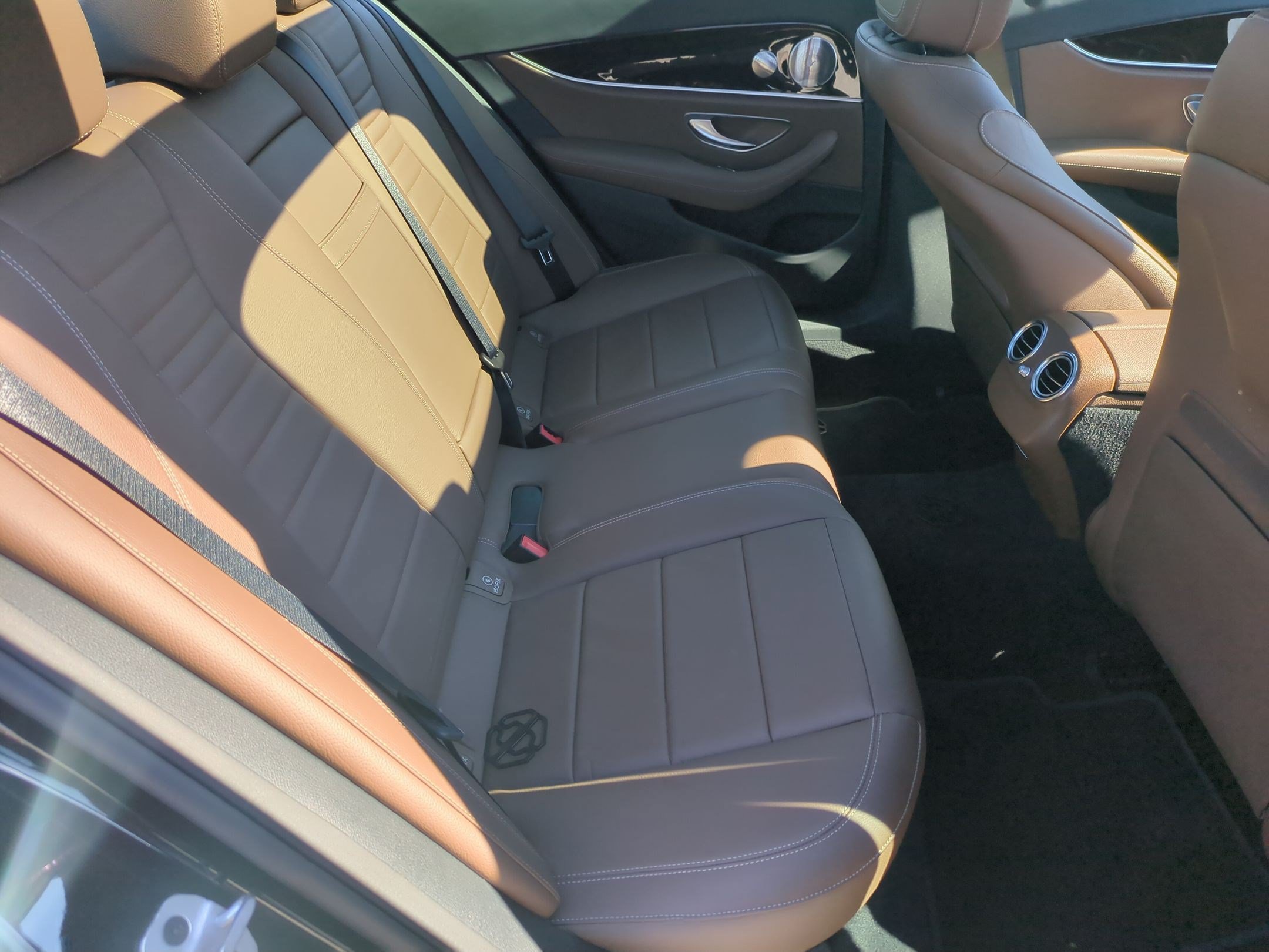 Certified 2021 Mercedes-Benz E 450 4MATIC Sedan image 34