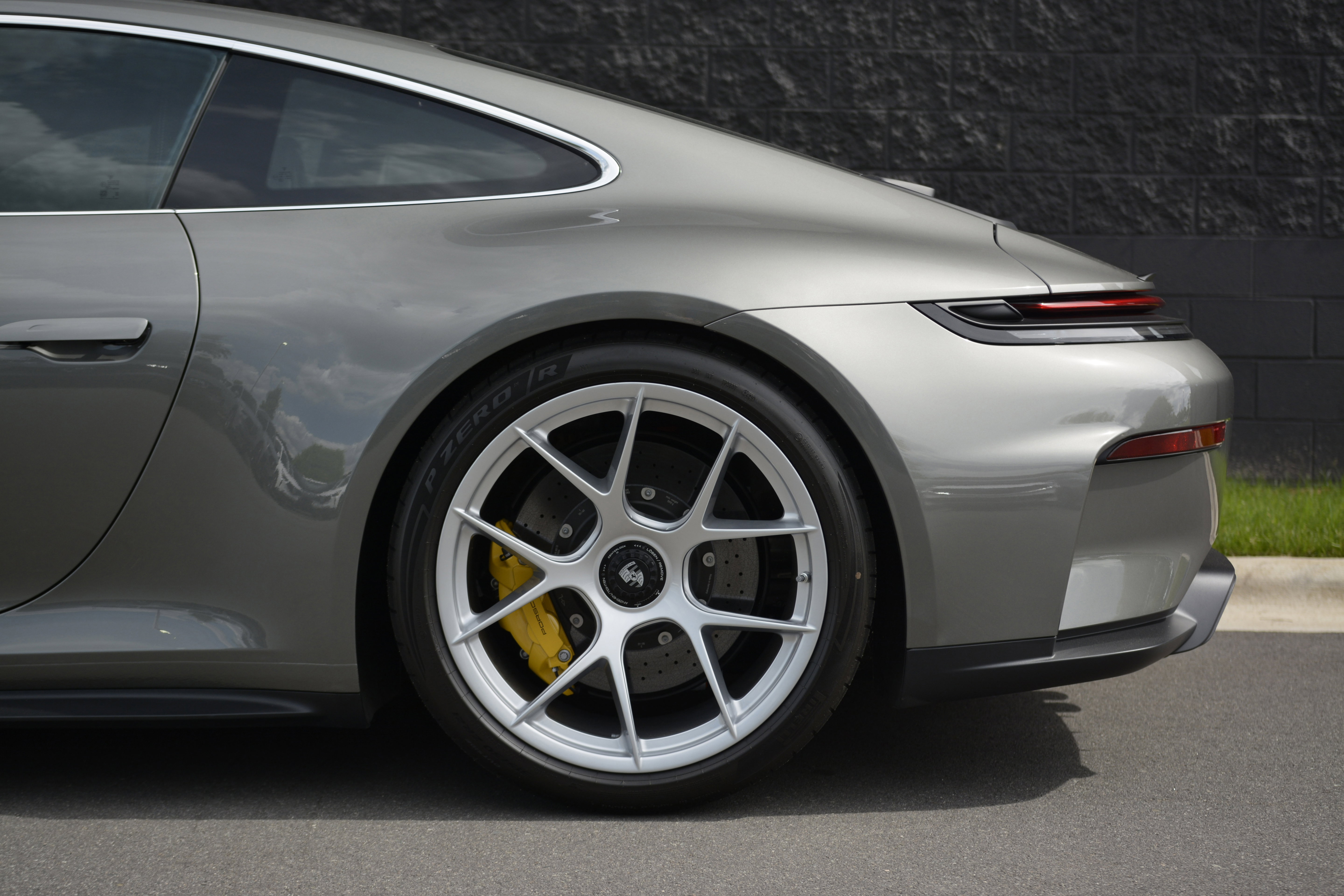 Certified 2026 Porsche 911 GT3 RWD image 32