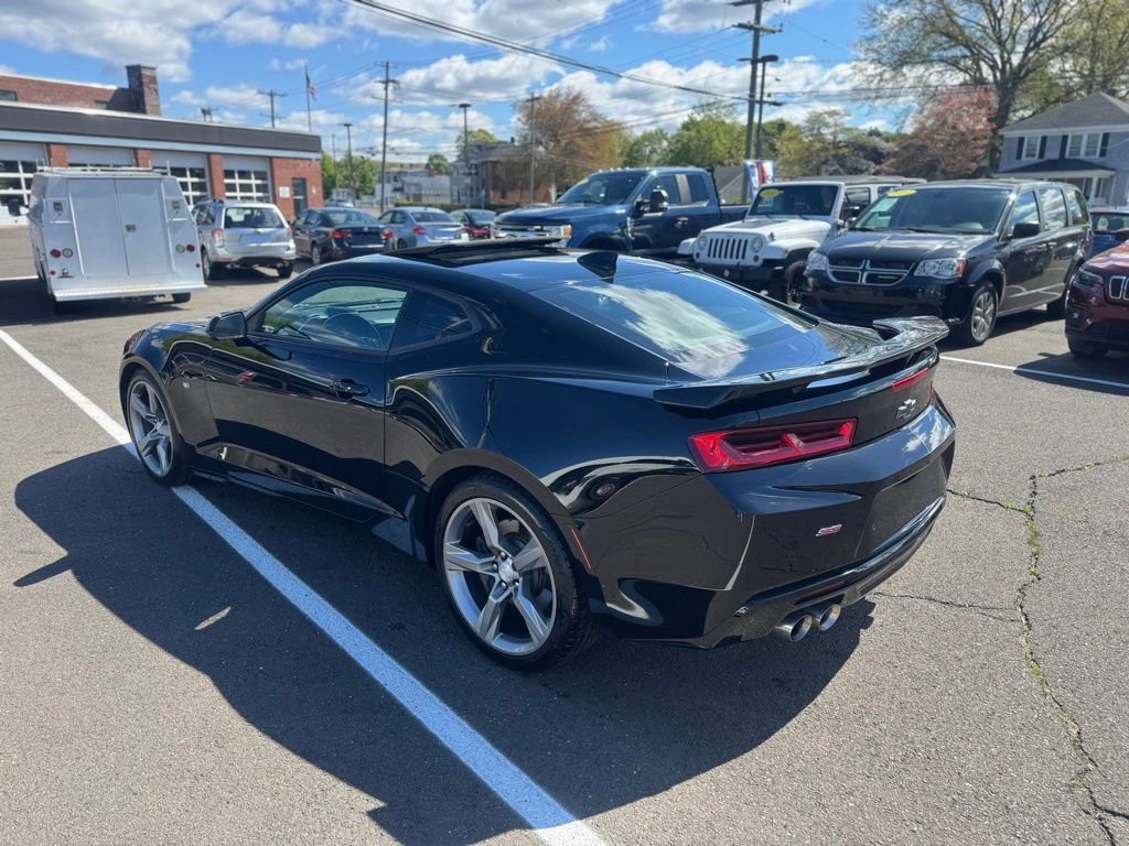 Used 2016 Chevrolet Camaro SS RWD image 7