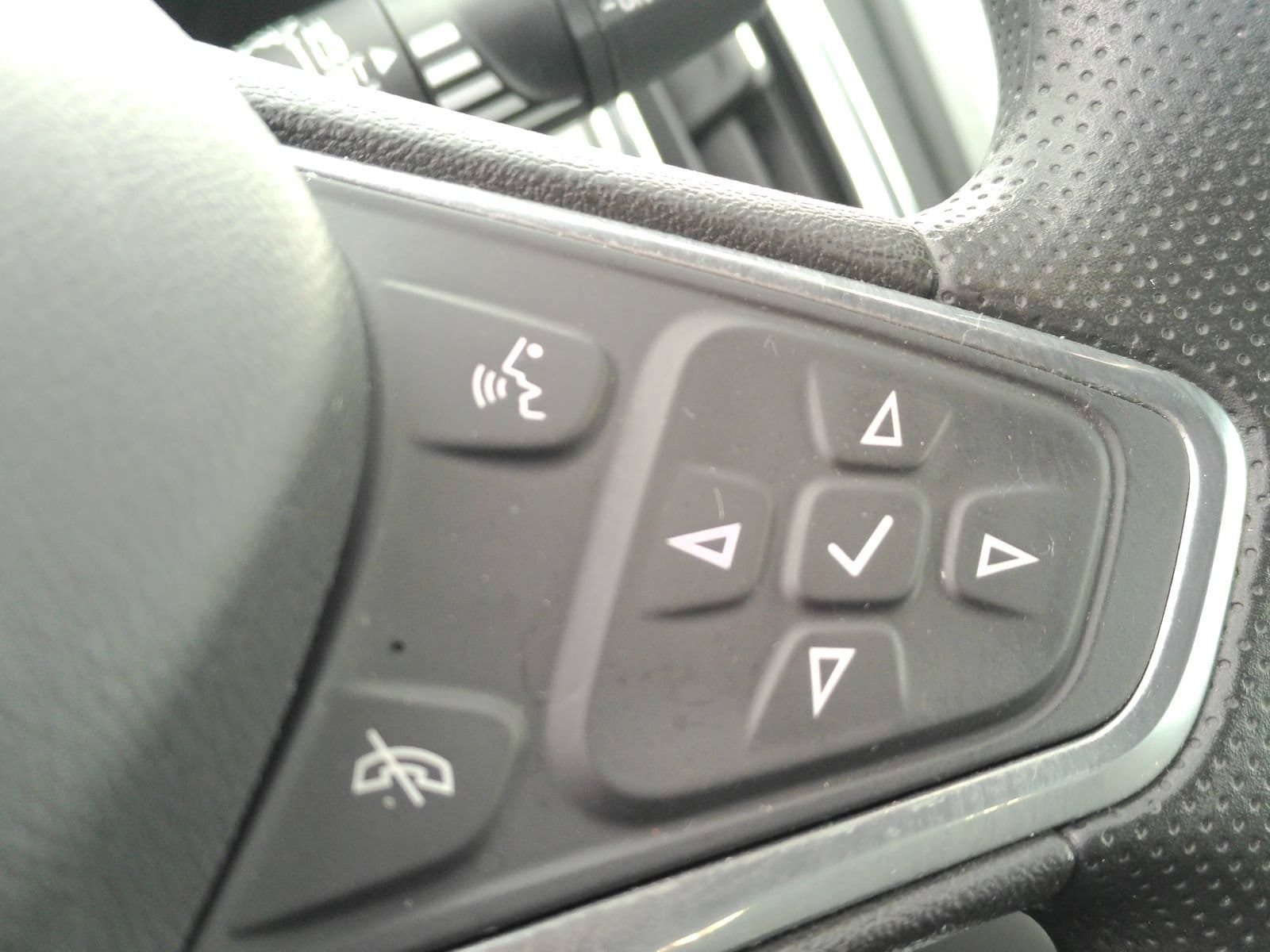 Used 2023 Chevrolet Equinox LS FWD image 24