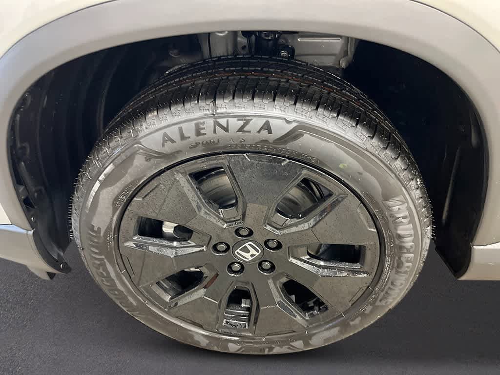 New 2026 Honda Pilot Black Edition image 11