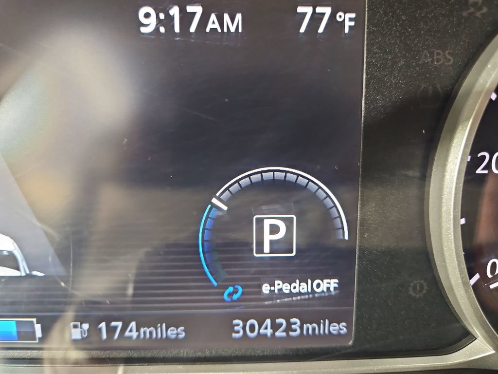 Used 2021 Nissan Leaf SL Plus FWD image 17