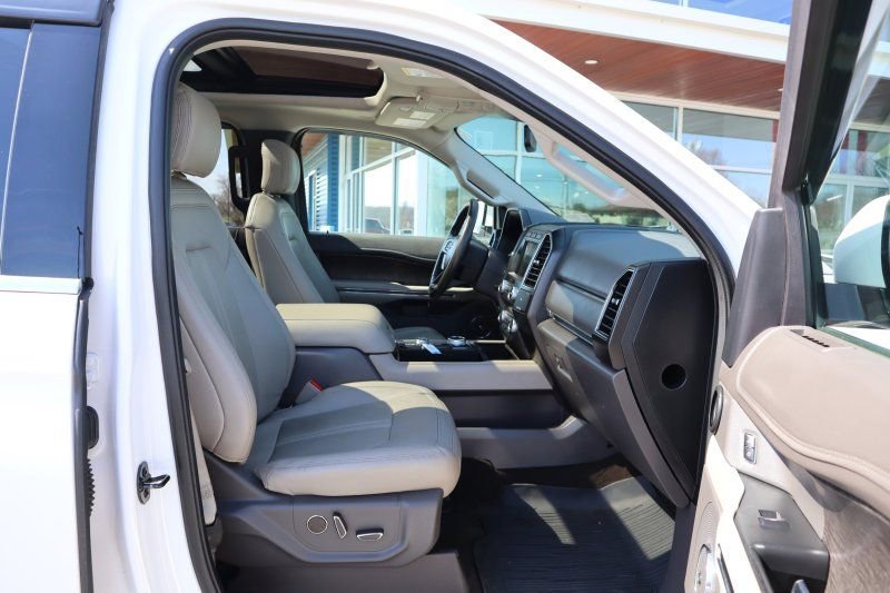 Used 2019 Ford Expedition Max Limited w/ Equipment Group 301A image 22
