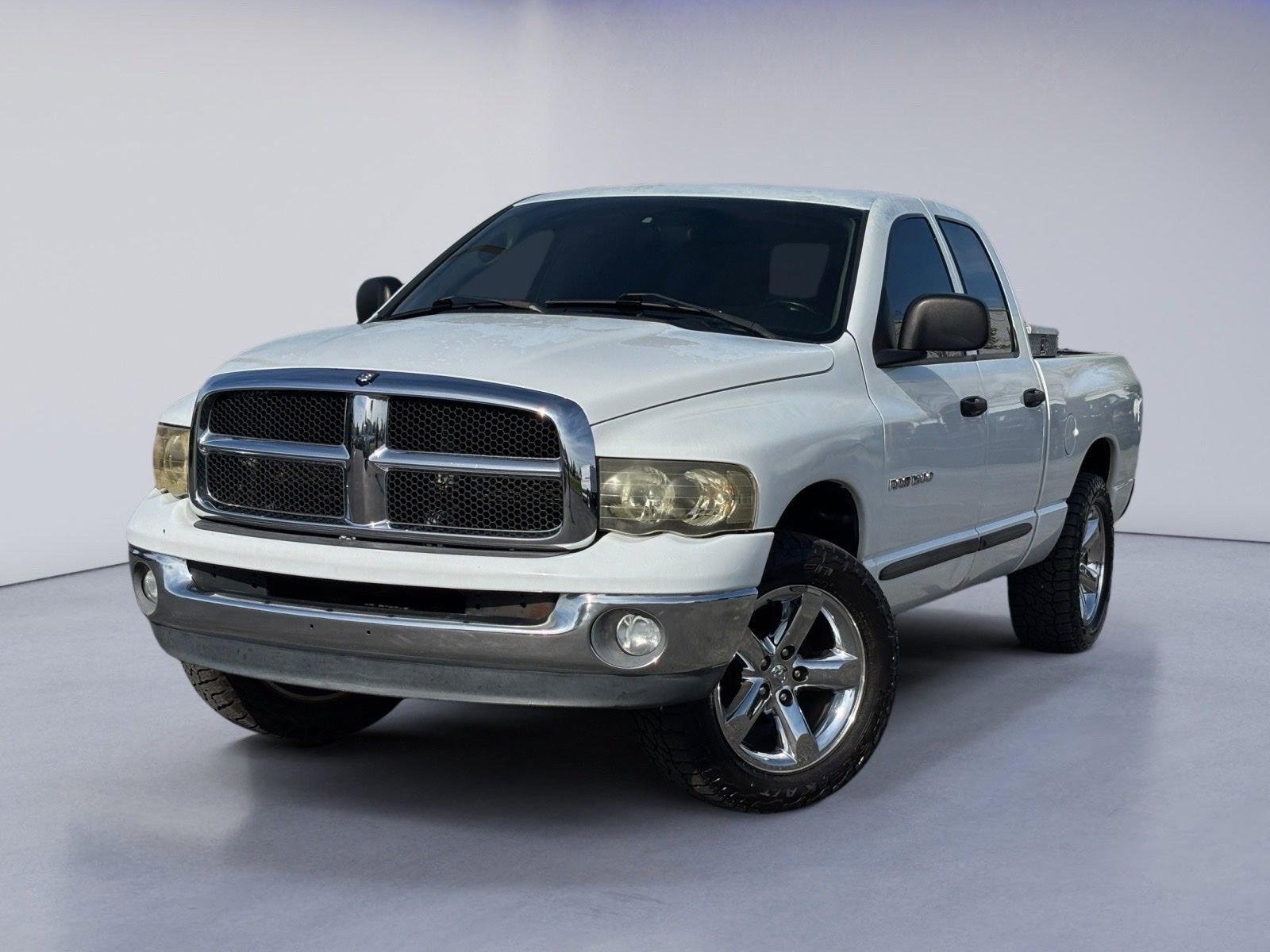 Used 2003 Dodge Ram 1500 Truck SLT image 2