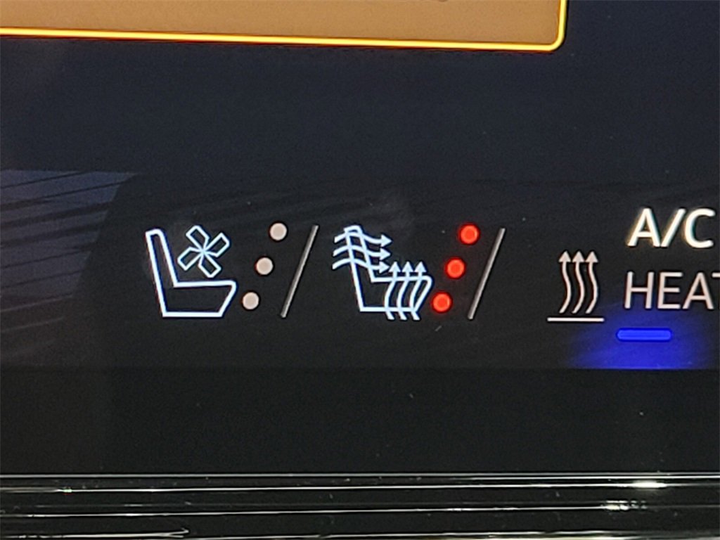 New 2025 Chevrolet Blazer EV RS image 17