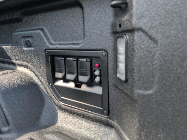 New 2025 GMC Sierra EV Denali image 4