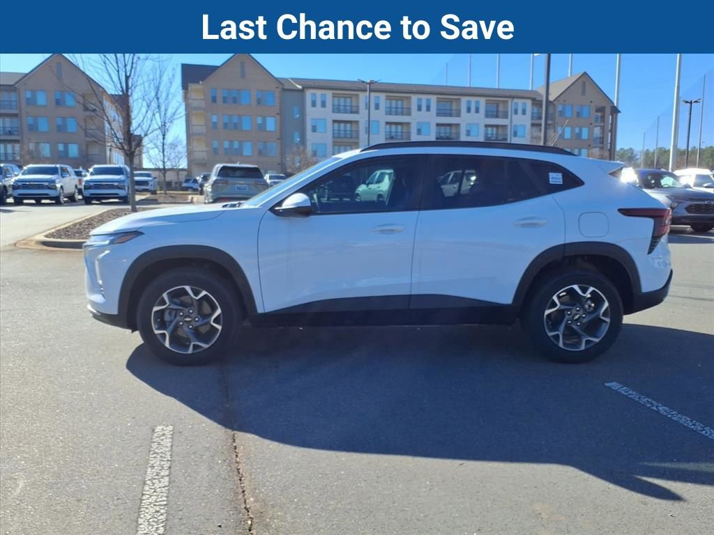 New 2025 Chevrolet Trax LT w/ Driver Confidence Package image 29