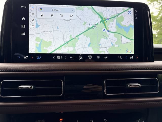 Used 2025 Lincoln Aviator Reserve w/ Luxury Package AWD/4WD image 19