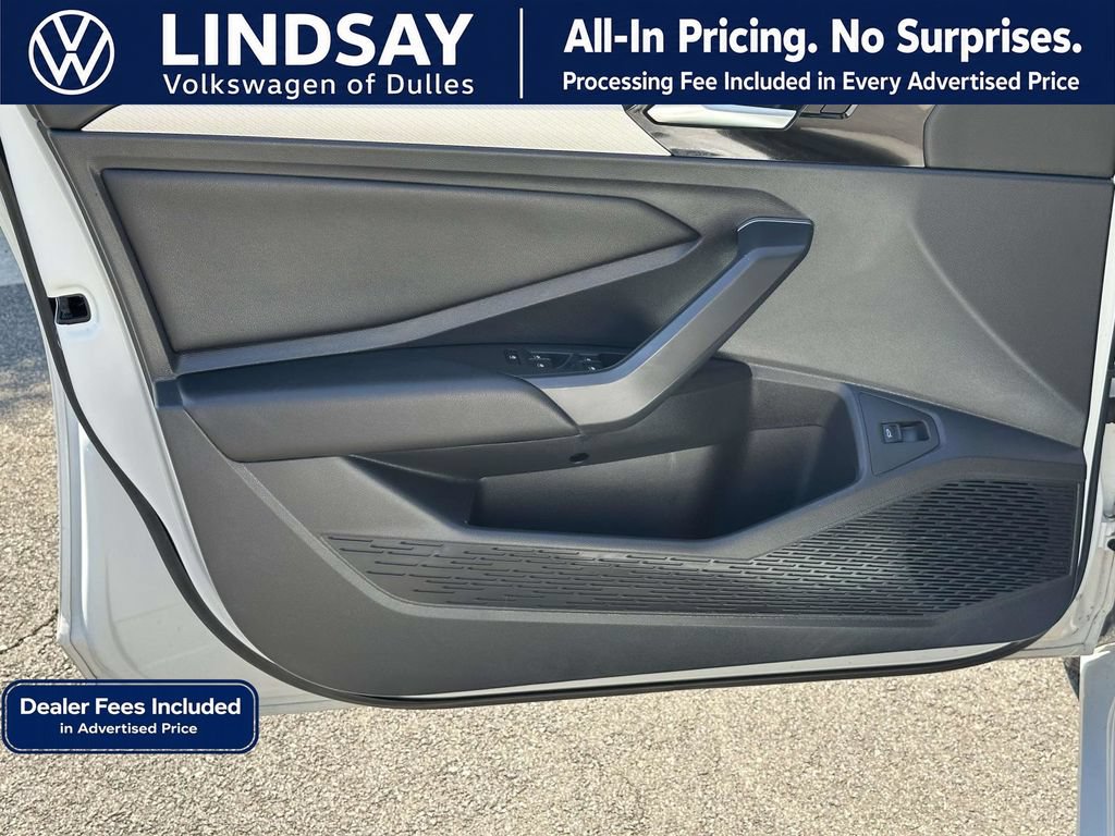 Used 2019 Volkswagen Jetta R-Line FWD image 9