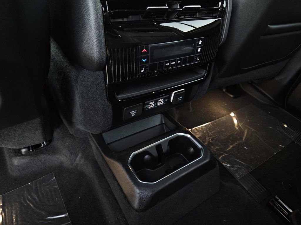 New 2026 Jeep Grand Wagoneer L Limited image 17