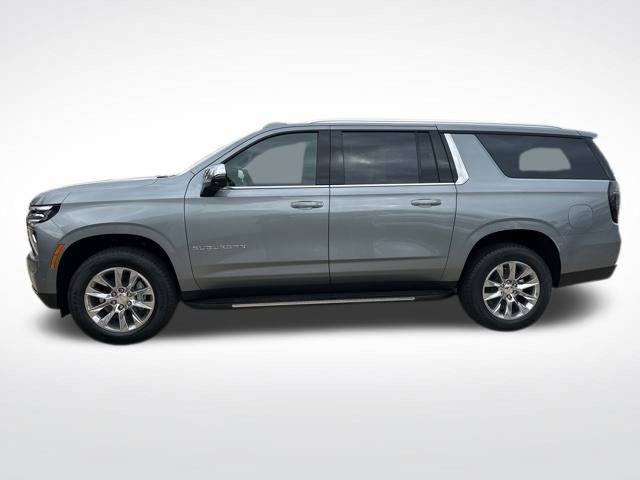 New 2026 Chevrolet Suburban Premier w/ Sun And Tow Package AWD/4WD image 2