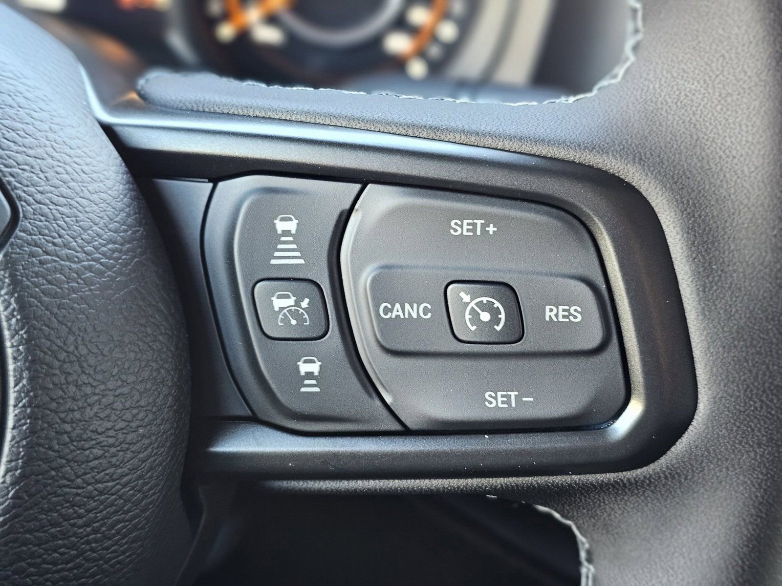 New 2026 Jeep Gladiator Sahara AWD/4WD image 16