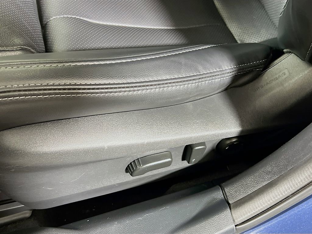 Used 2025 Subaru Outback Limited XT AWD/4WD image 17