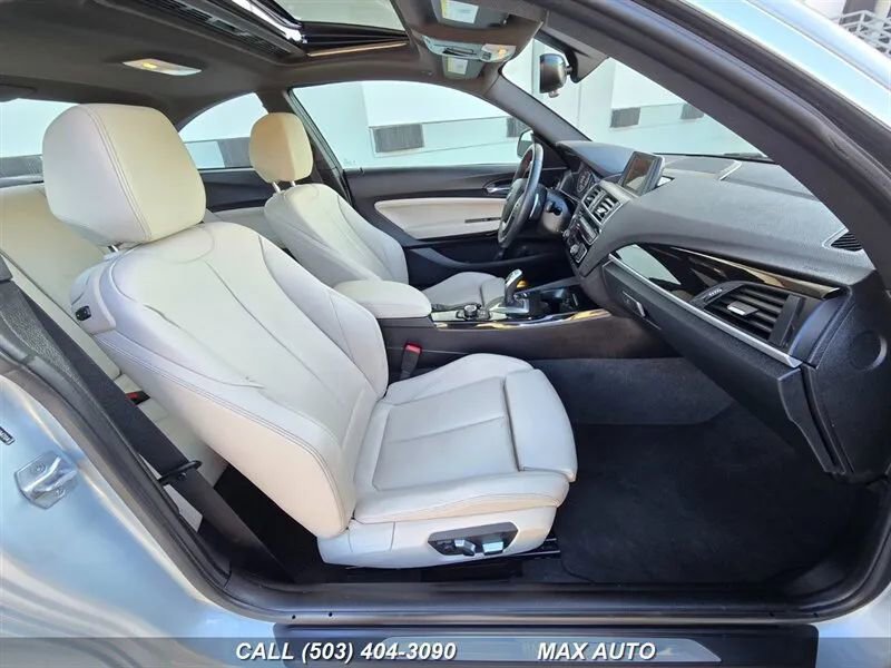 Used 2017 BMW 230i Coupe image 18