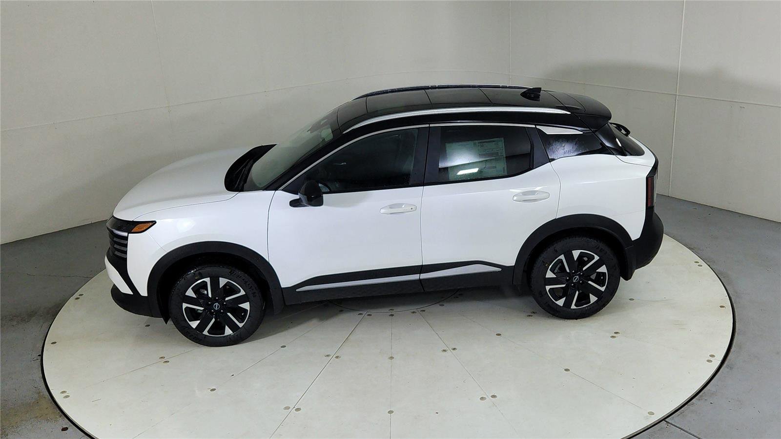 New 2026 Nissan Kicks SV w/ SV Premium Package image 41