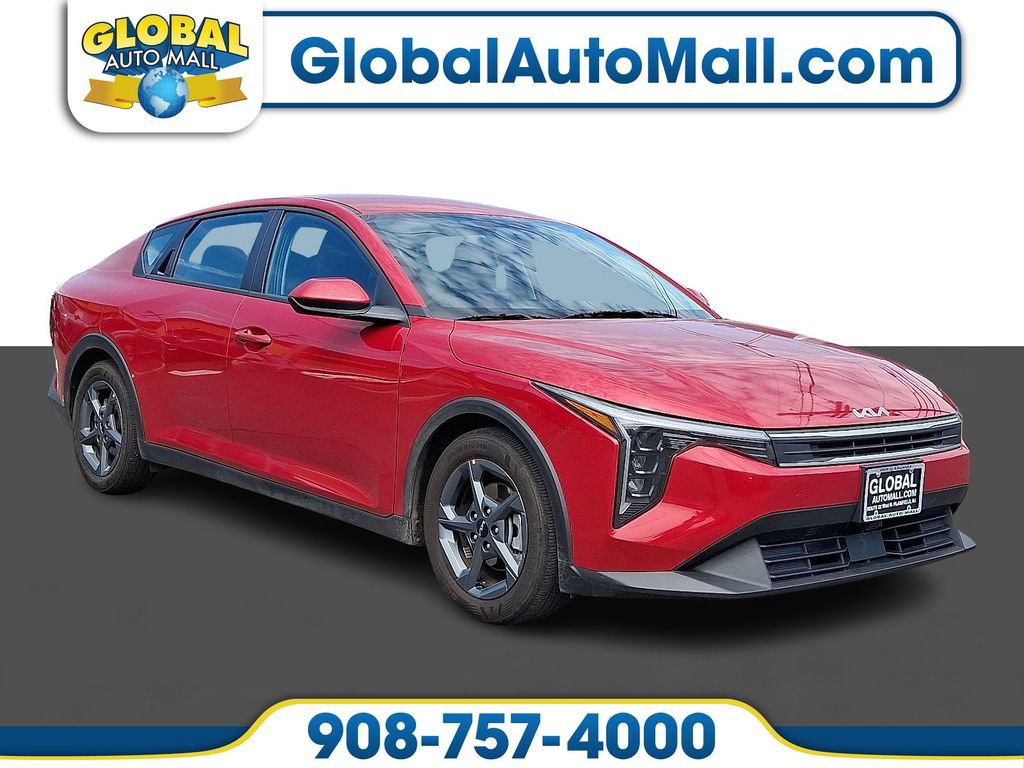 Used 2025 Kia K4 FWD image 1