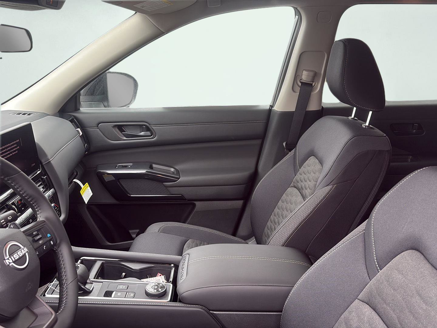 New 2026 Nissan Pathfinder SV AWD/4WD image 15