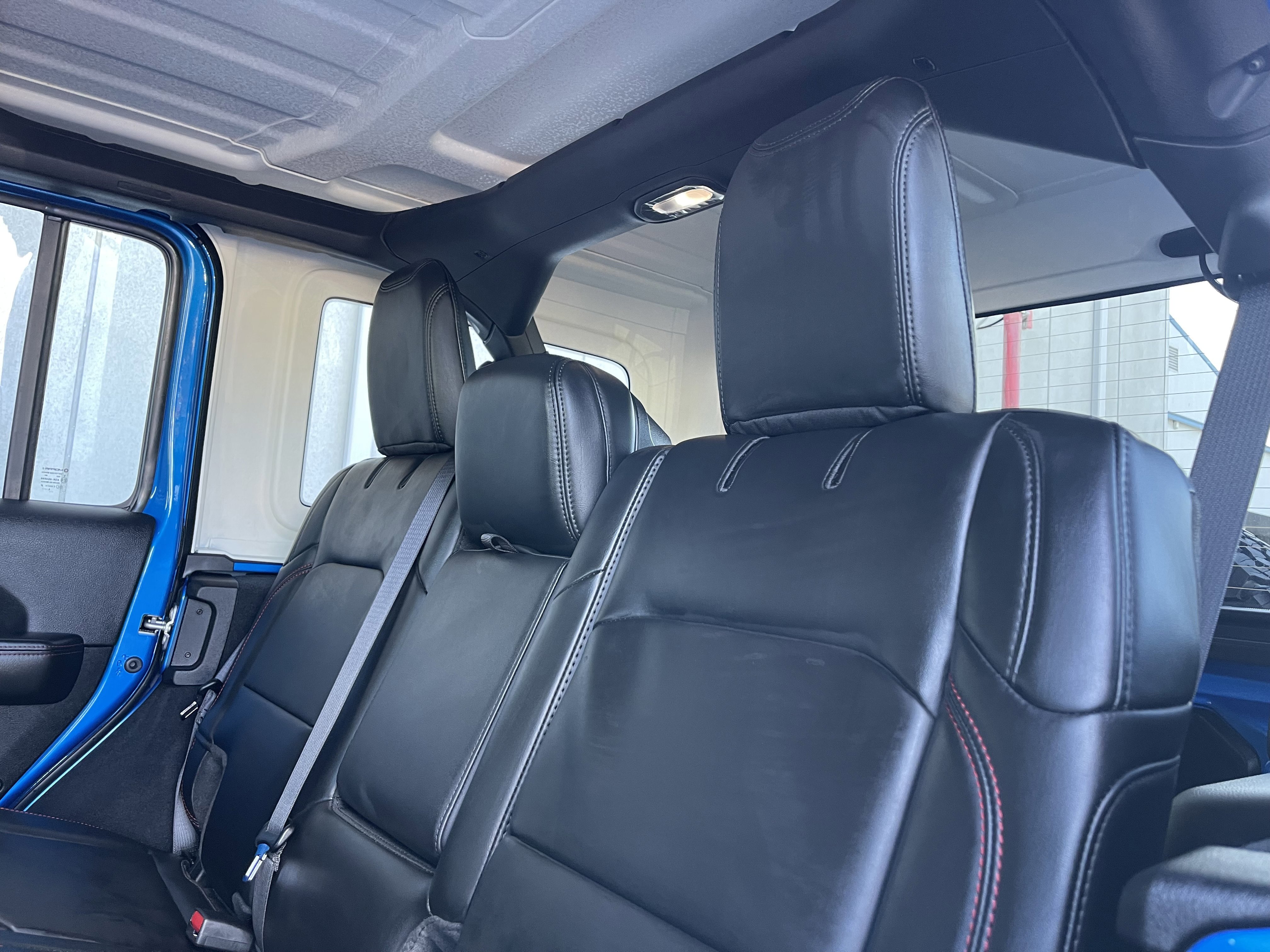 New 2026 Jeep Wrangler Unlimited Rubicon w/ Technology Group image 22