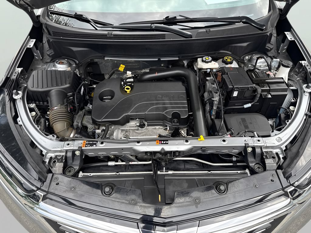 Used 2023 Chevrolet Equinox Premier AWD/4WD image 16